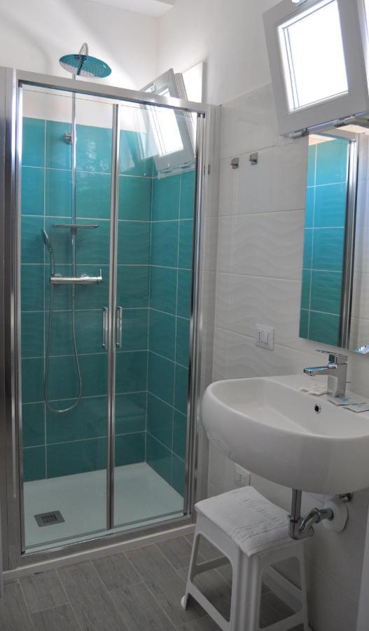 Hotel Susy - Ambienti Rinnovati - Direttamente Su Viale Dante E A Due Passi Dal Mare Riccione